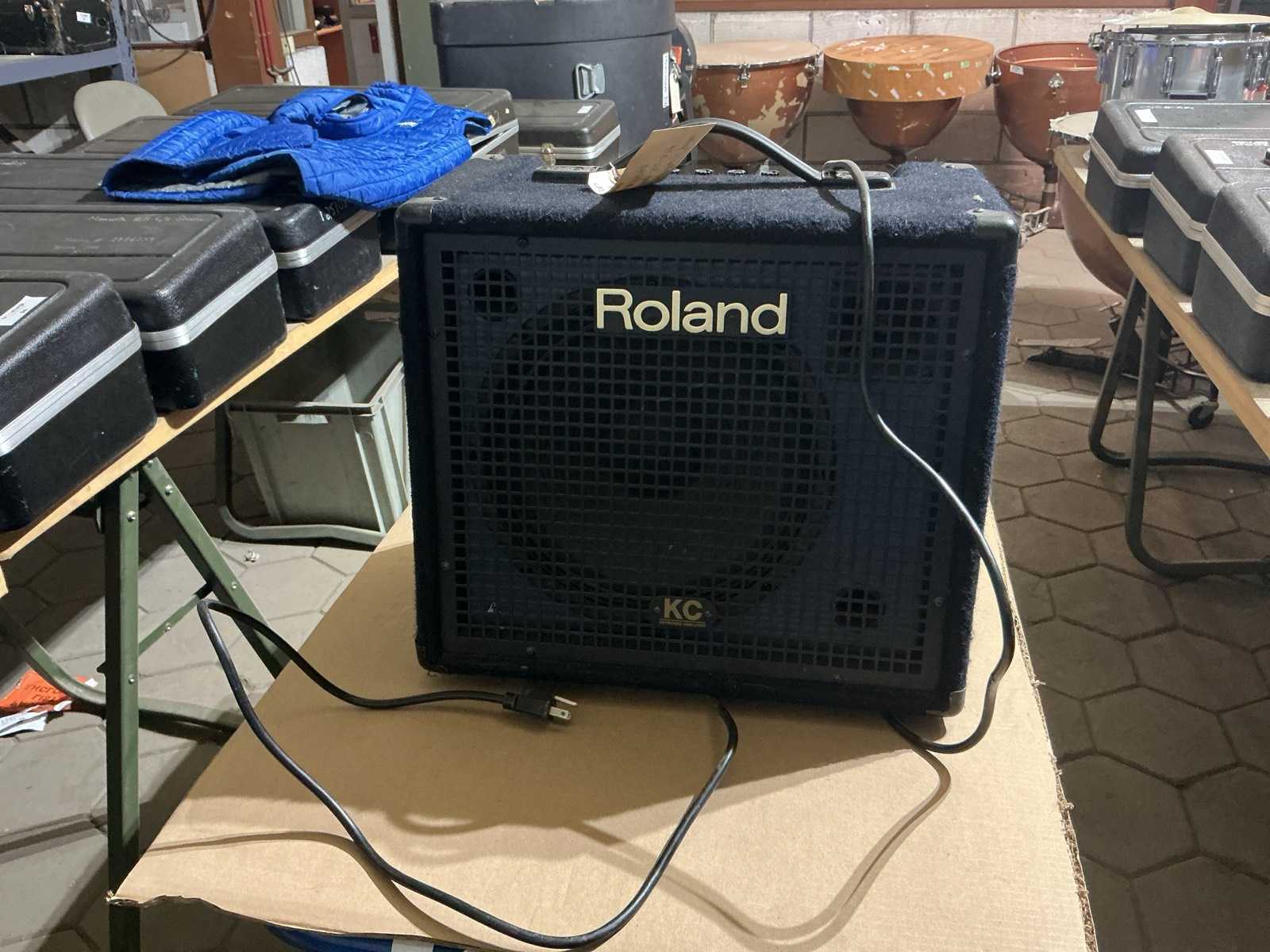 Roland KC-150 Keyboard amplifier speaker