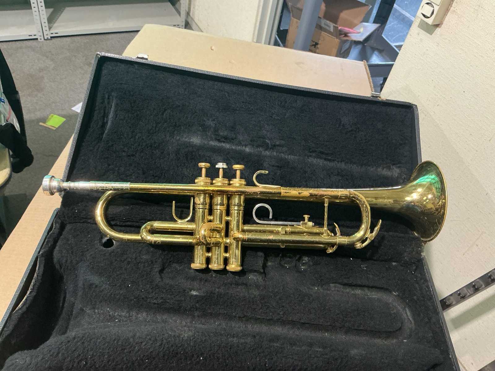King 601 Trompet