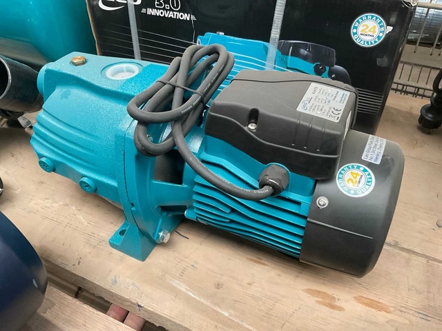 LEO AJm75 Zelfzuigende centrifugaalpomp