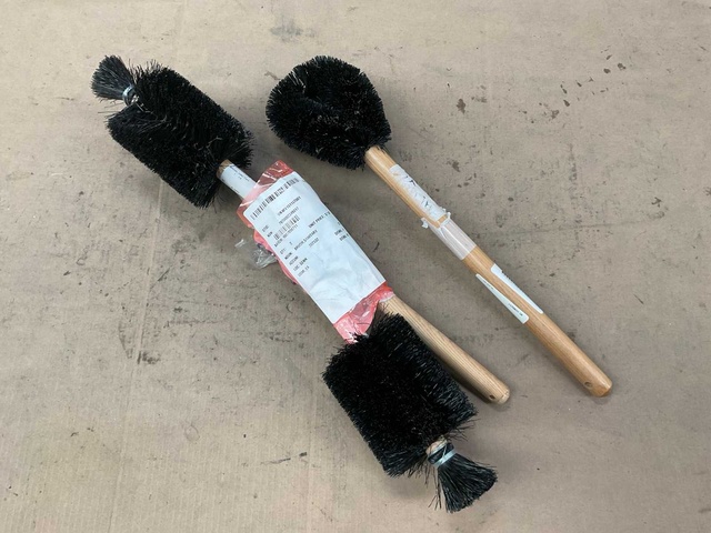 Sanatary brush (3x)