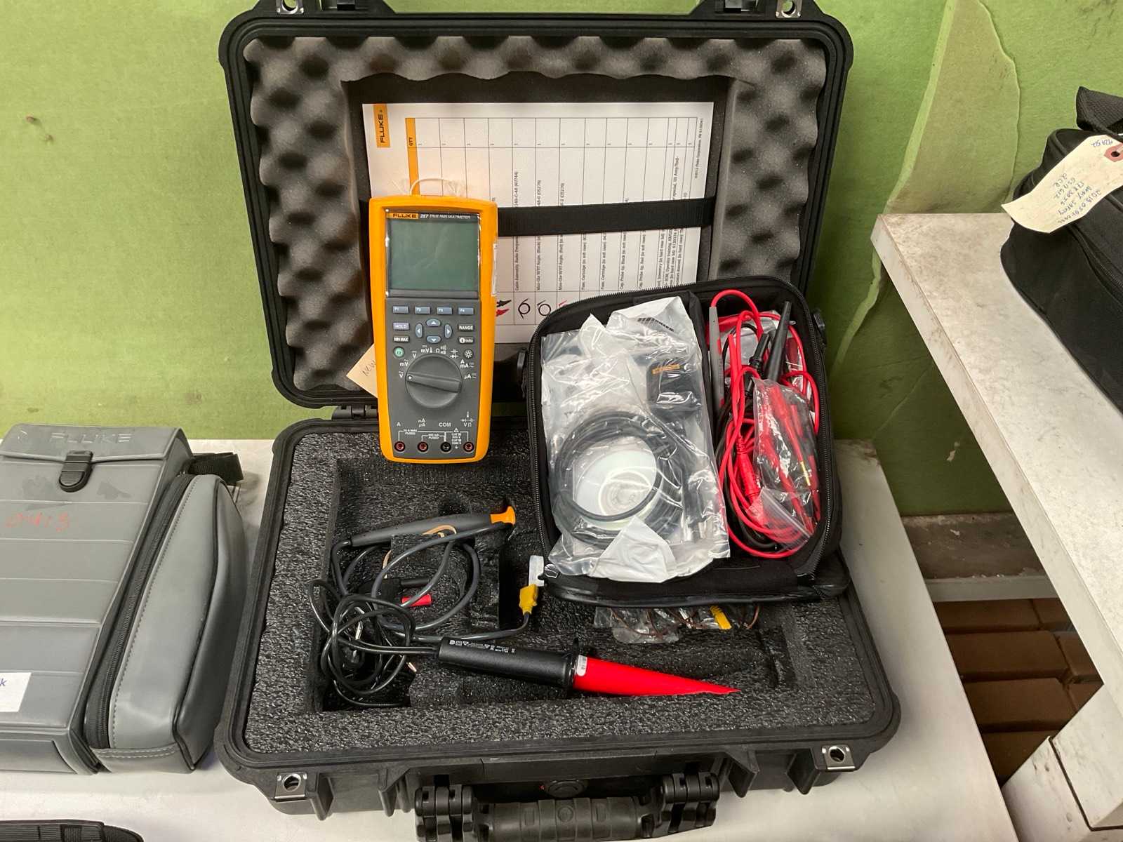 Fluke 287 Multimeter