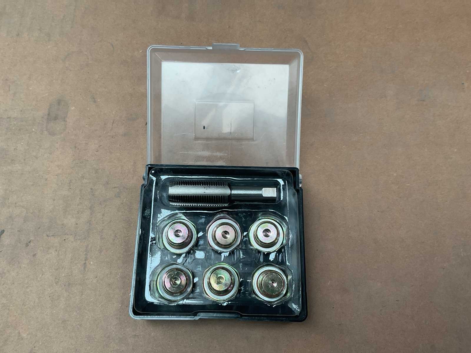 M17 Oil screw chaser set