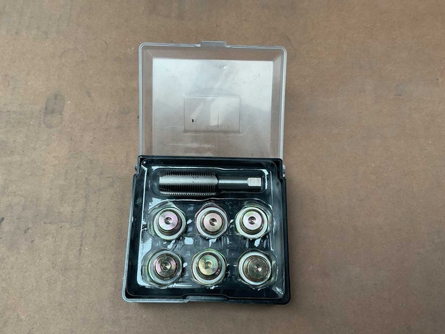 M17 Oil screw chaser set