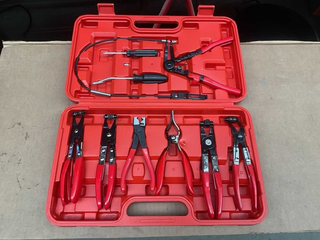 Hose clamp pliers set