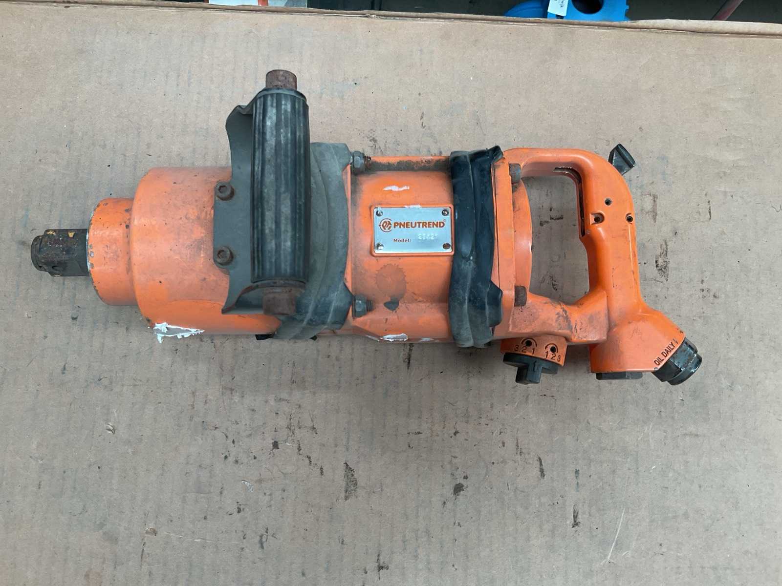 Pneutrend 28421 Pneumatische slagmoersleutel