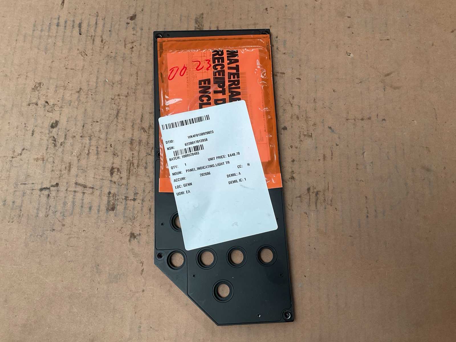 Indicating light panel