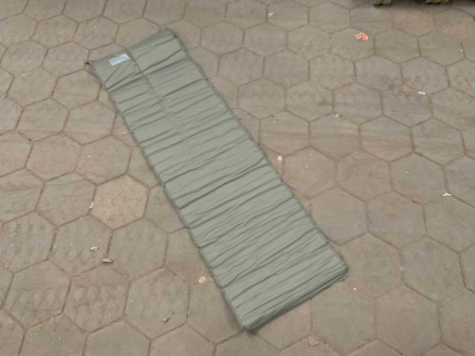 Self inflating sleeping mat (7x)