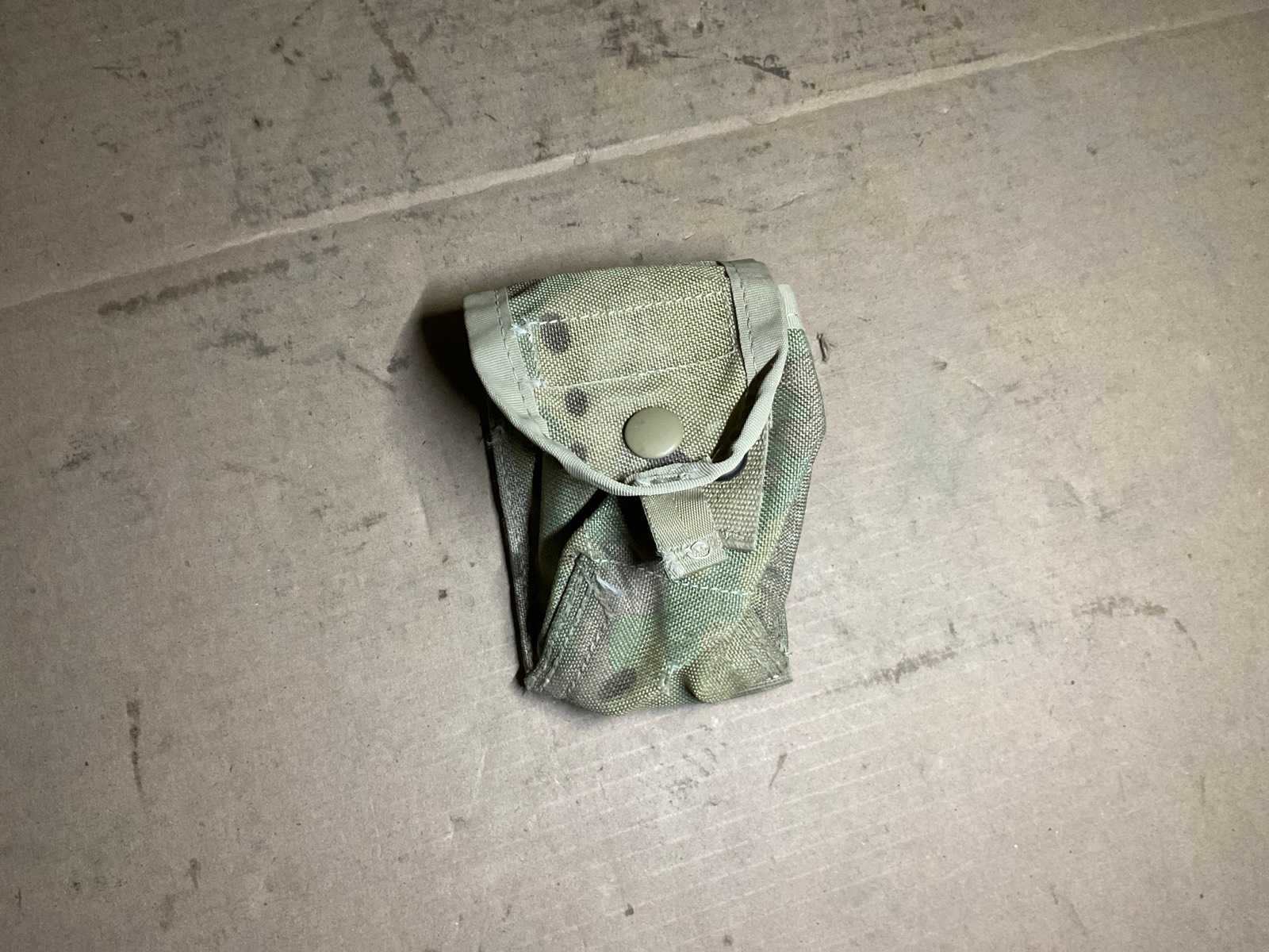 Hand grenade pouch (15x)