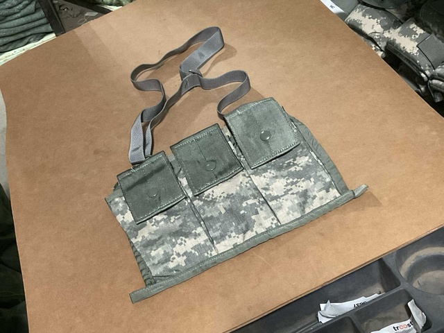 Bandoleer ammunition pouch (19x)