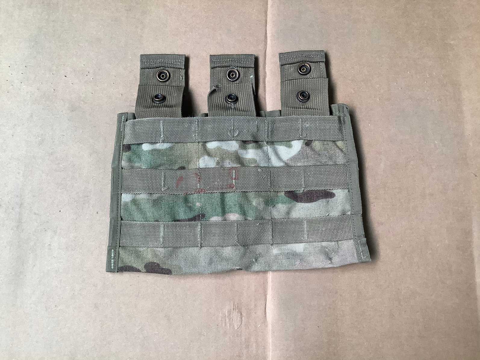 M4 three mac pouch (11x)