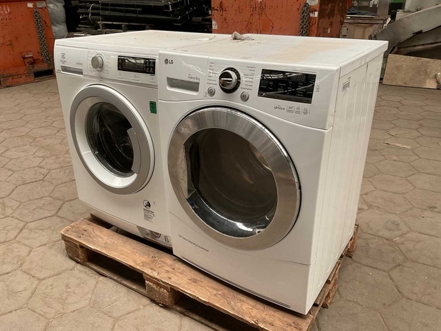 Wasdroger en wasmachine 1x LG 1x Electrolux (2x)