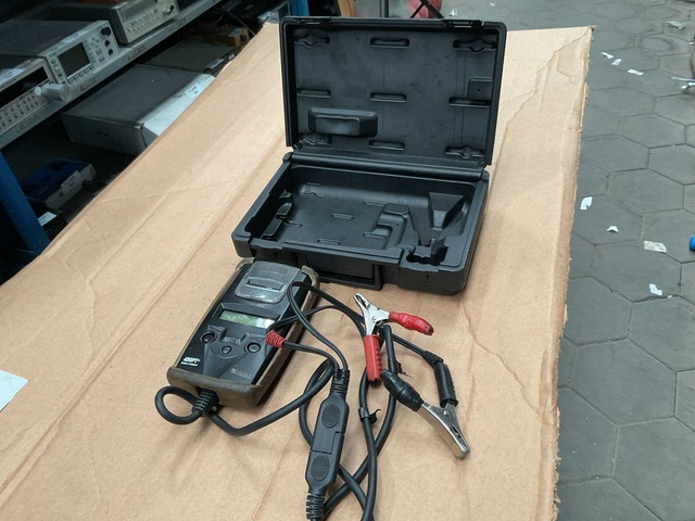 PulseTech 490PT+ Battery Analyzer