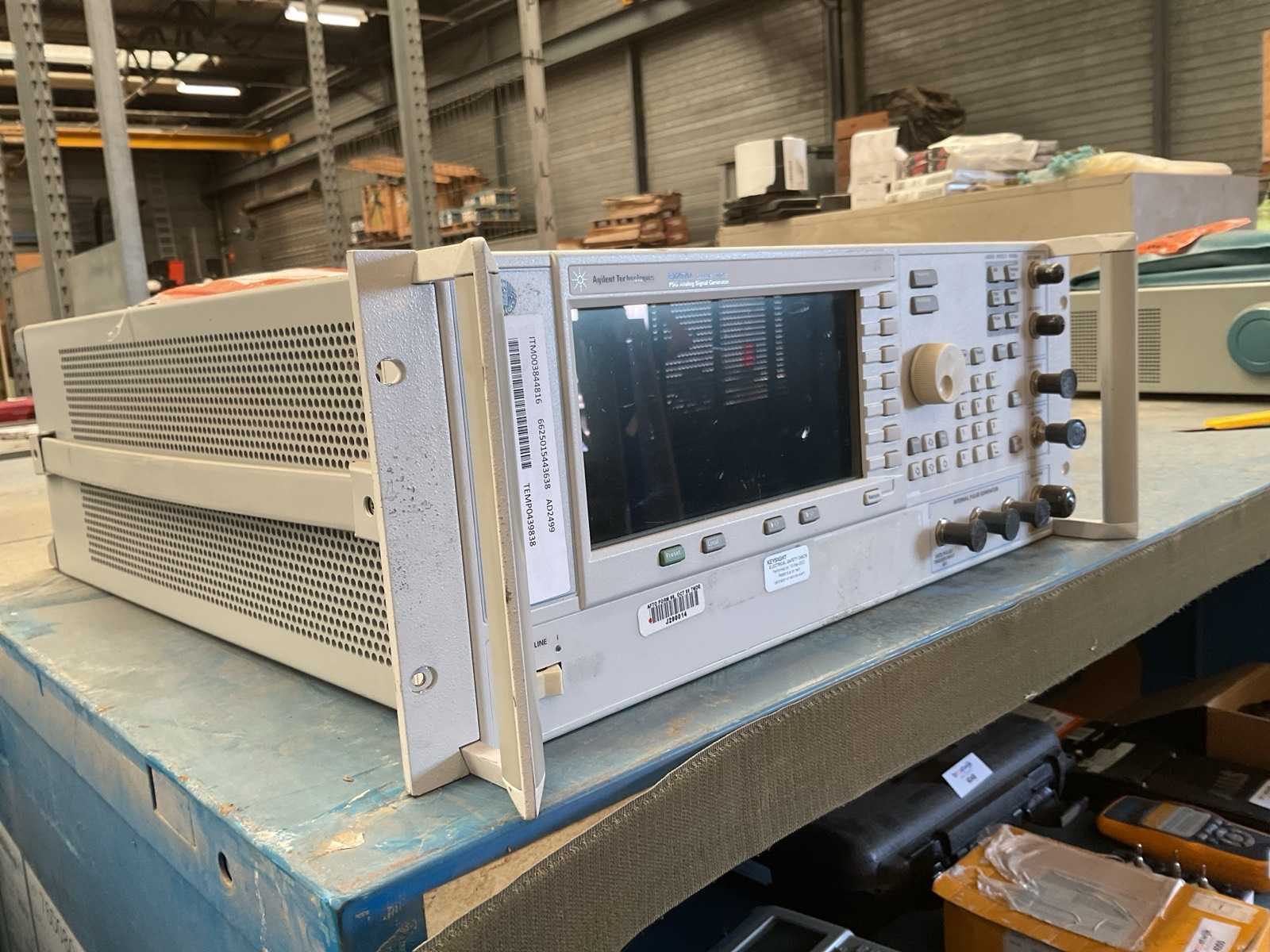 Agilent Technologies E8257D PSG Analog Signal Generator