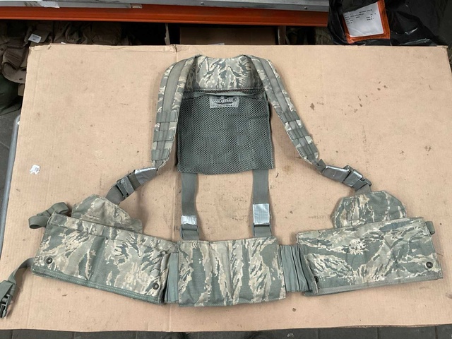Tactical vest UCP (2x)