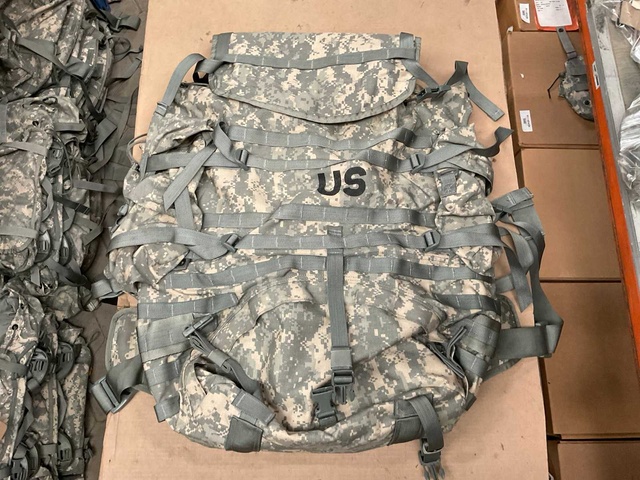 Rucksack large complete UCP (4x)