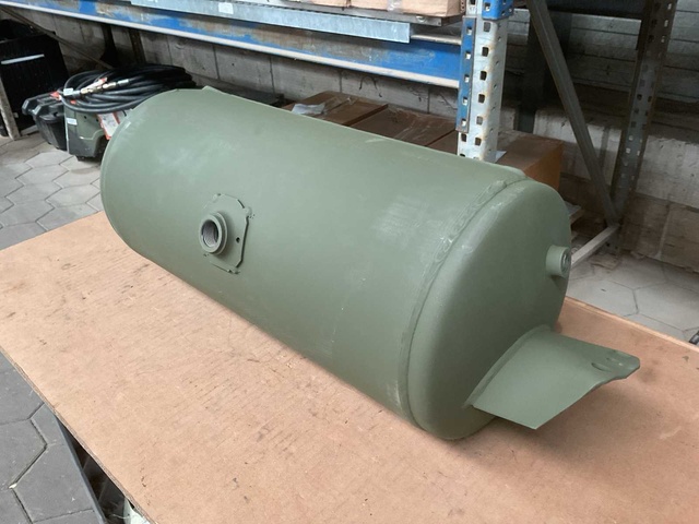 Pressure tank