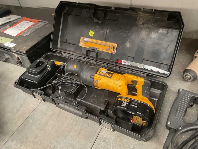 DeWalt DC385 Reciprozaag
