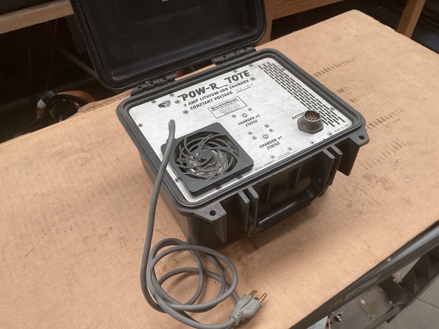 Pow-R Tote Battery Charger