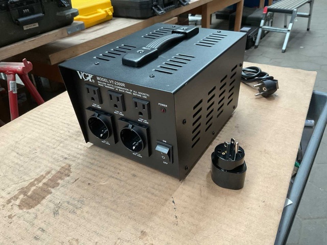 VCT VT-2300R Omvormer
