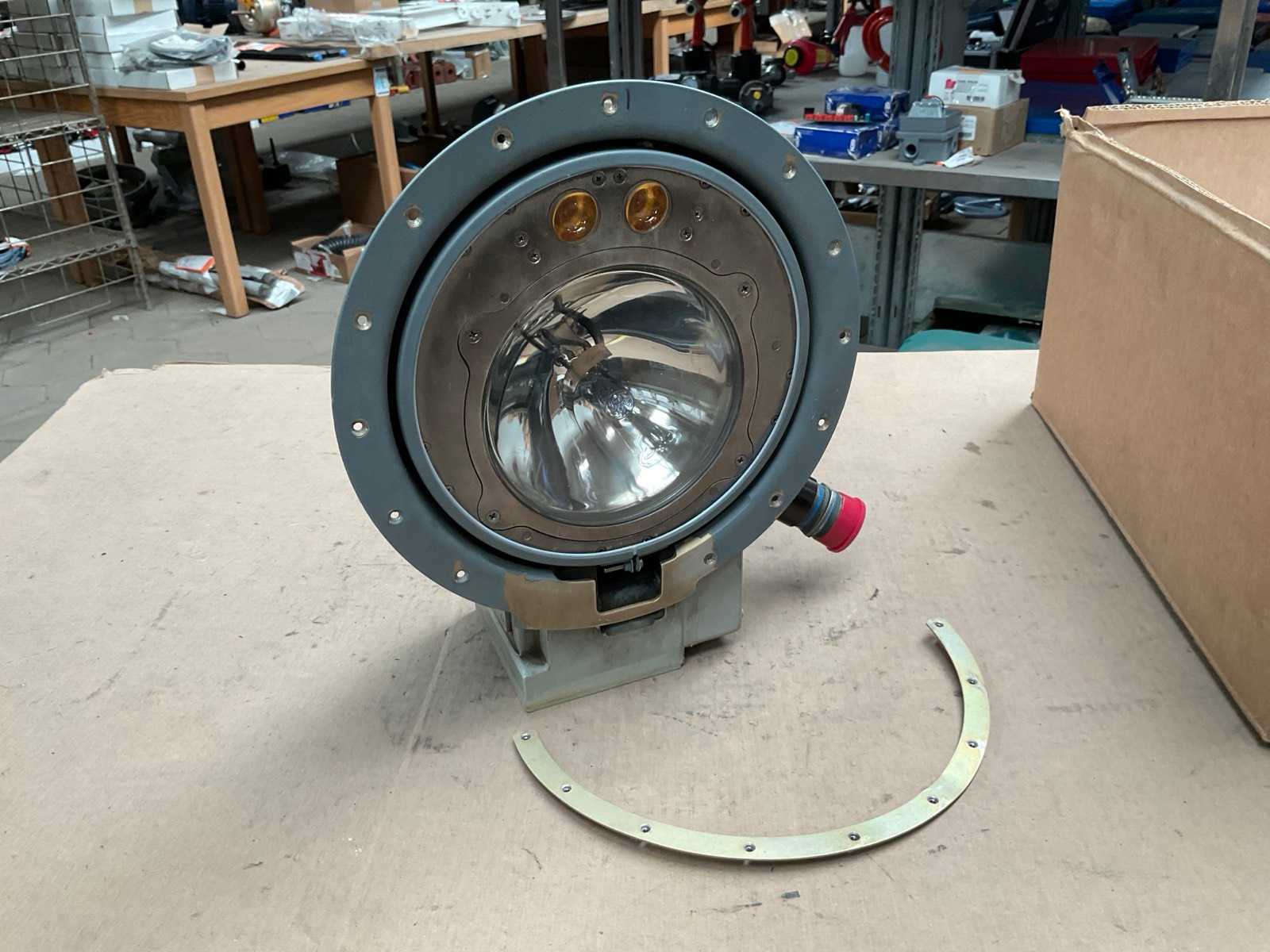 Aircraft landing light