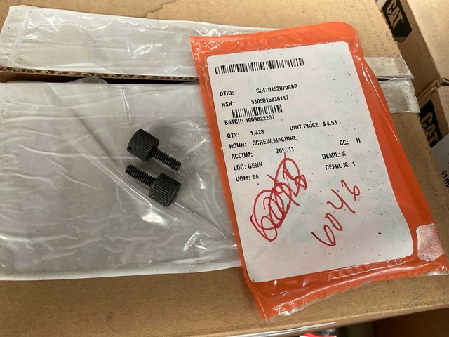 Machine screw (1328x)