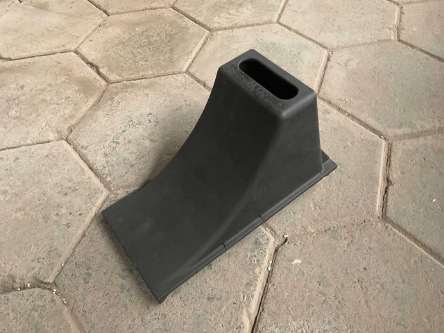 Wheel track chock (2x)