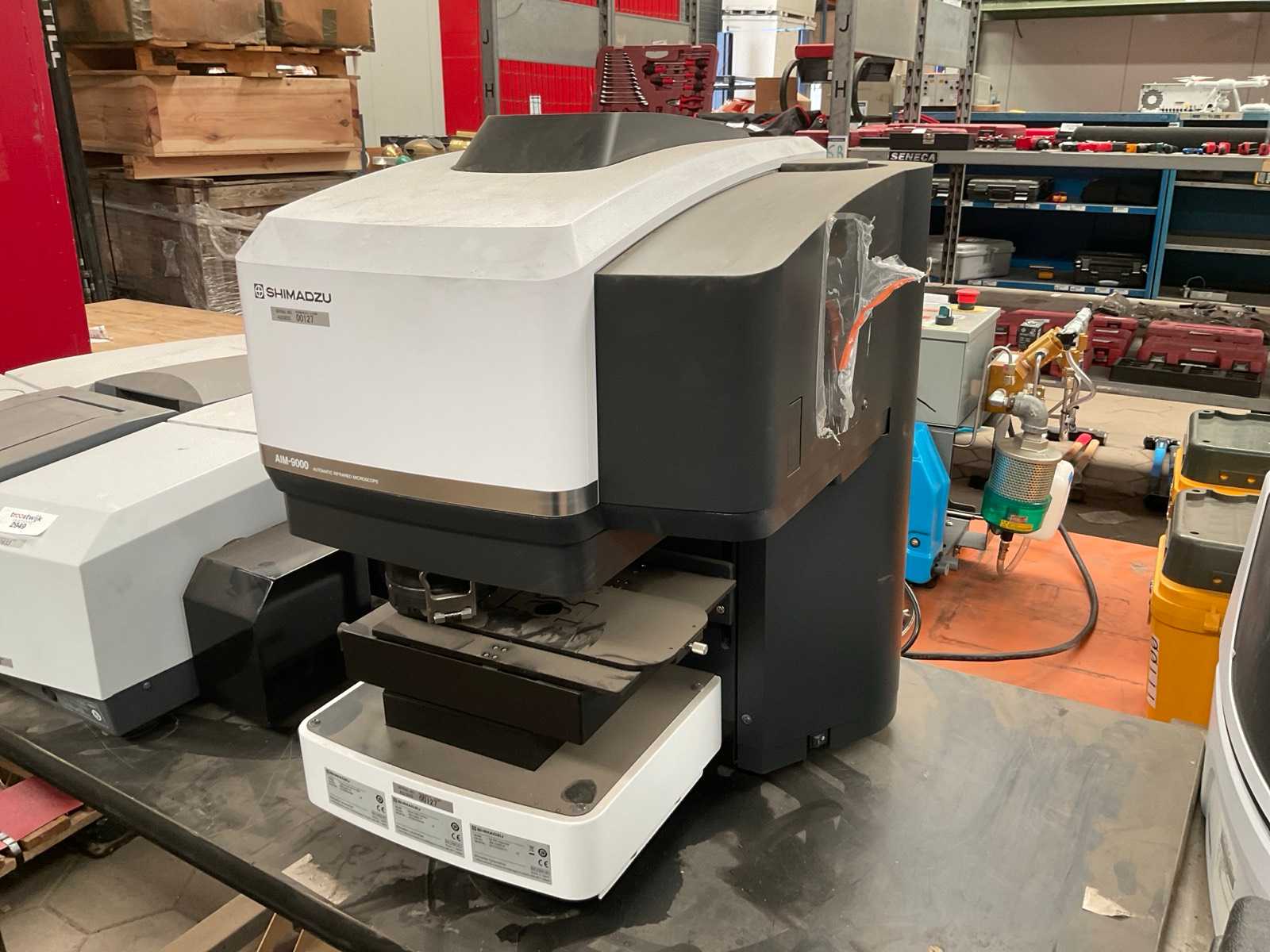 2017 Shimadzu AIM-9000 Infrarood Microscope