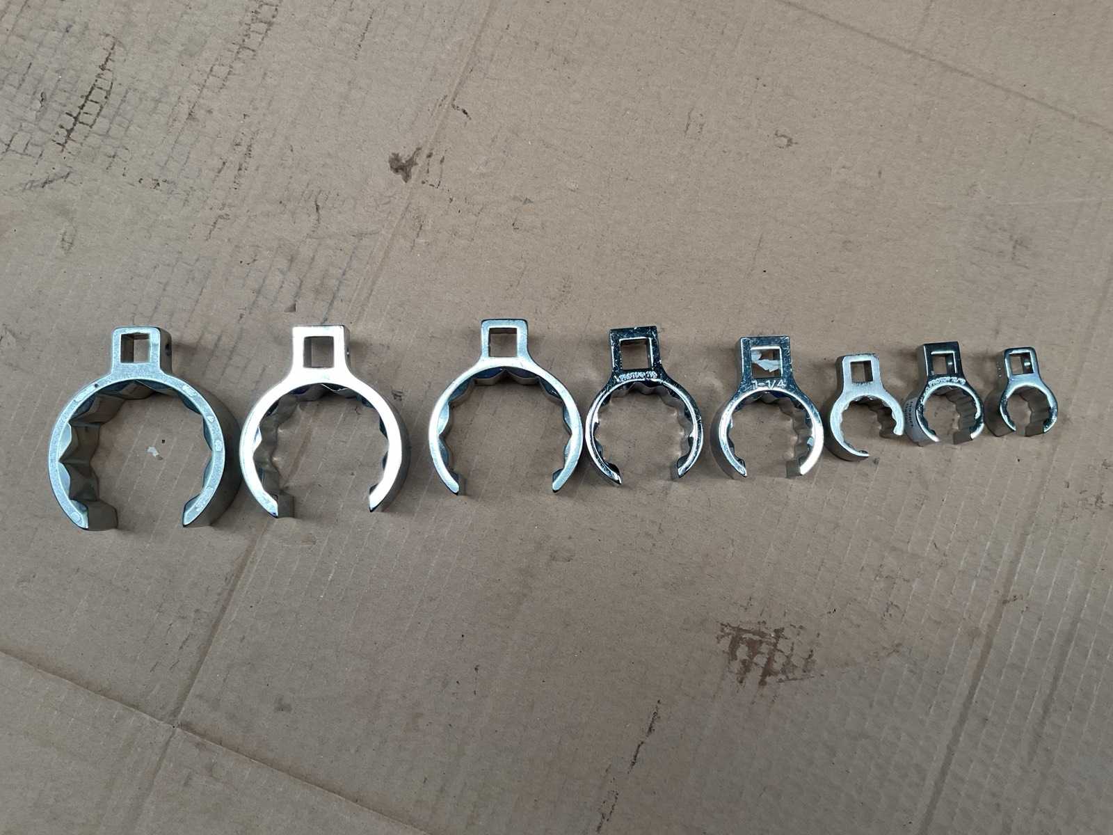 Flare nut wrench set