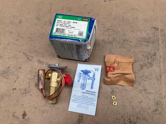 TEV Expansion valve (2x)