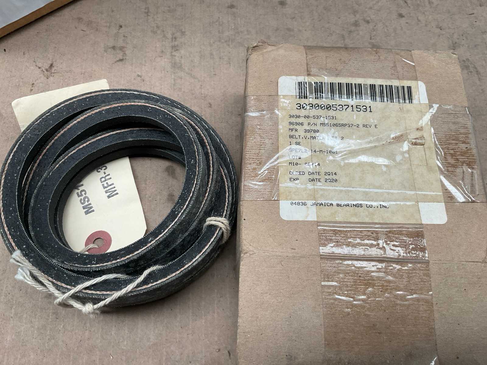 Matches set V belts (6x)