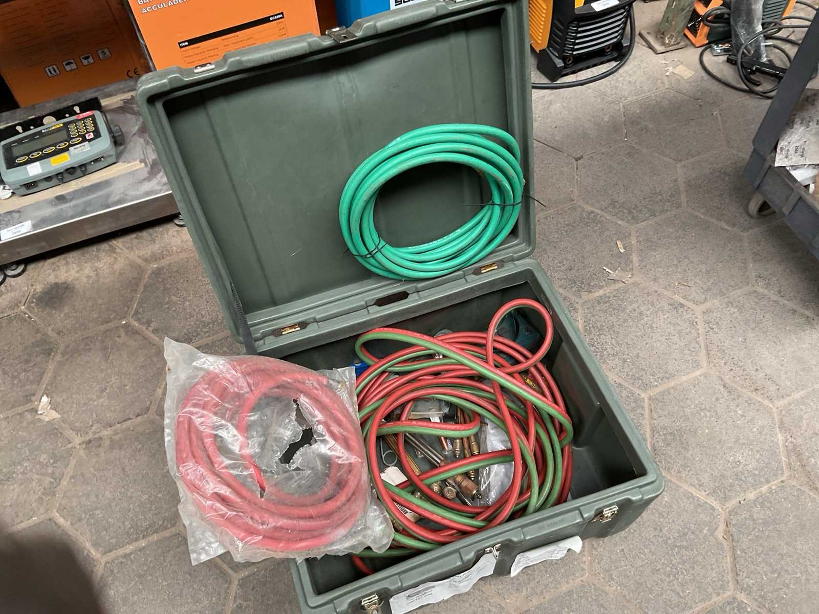 Welding Equipment Shop