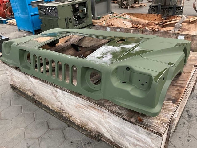 Hummer hood