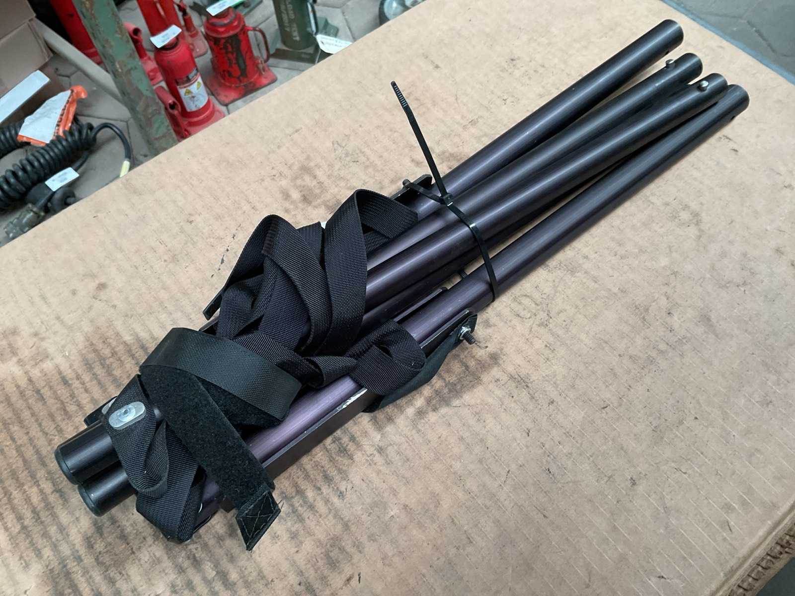 Hunter Collapsable Fuel Can Stand