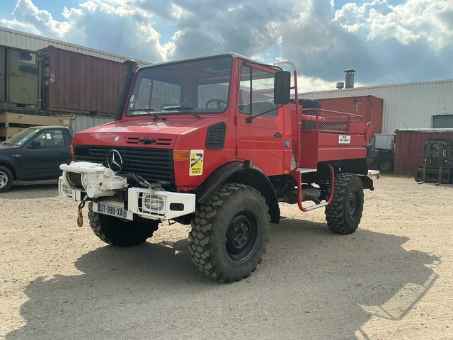 Mercedes Benz Unimog 435 F Brandweerwagen