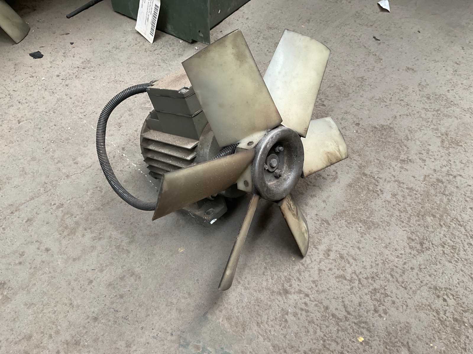 MEZ Ventilator motor