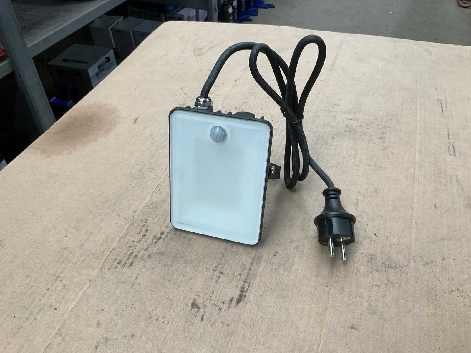 Fluxon LB20FP Schijnwerper met bewegingssensor