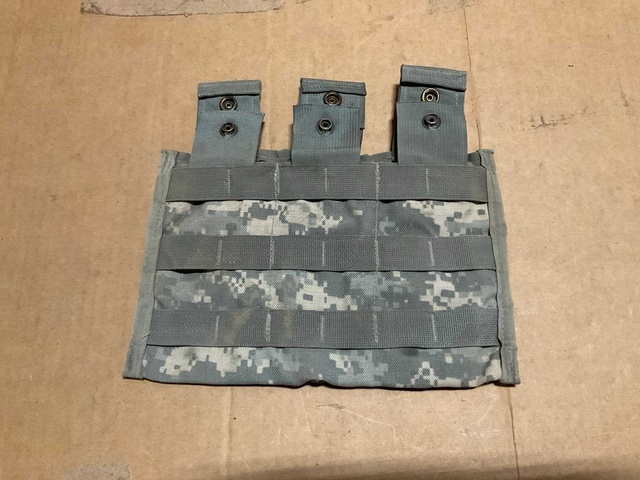 M4 three magazine pouch UCP (50x)