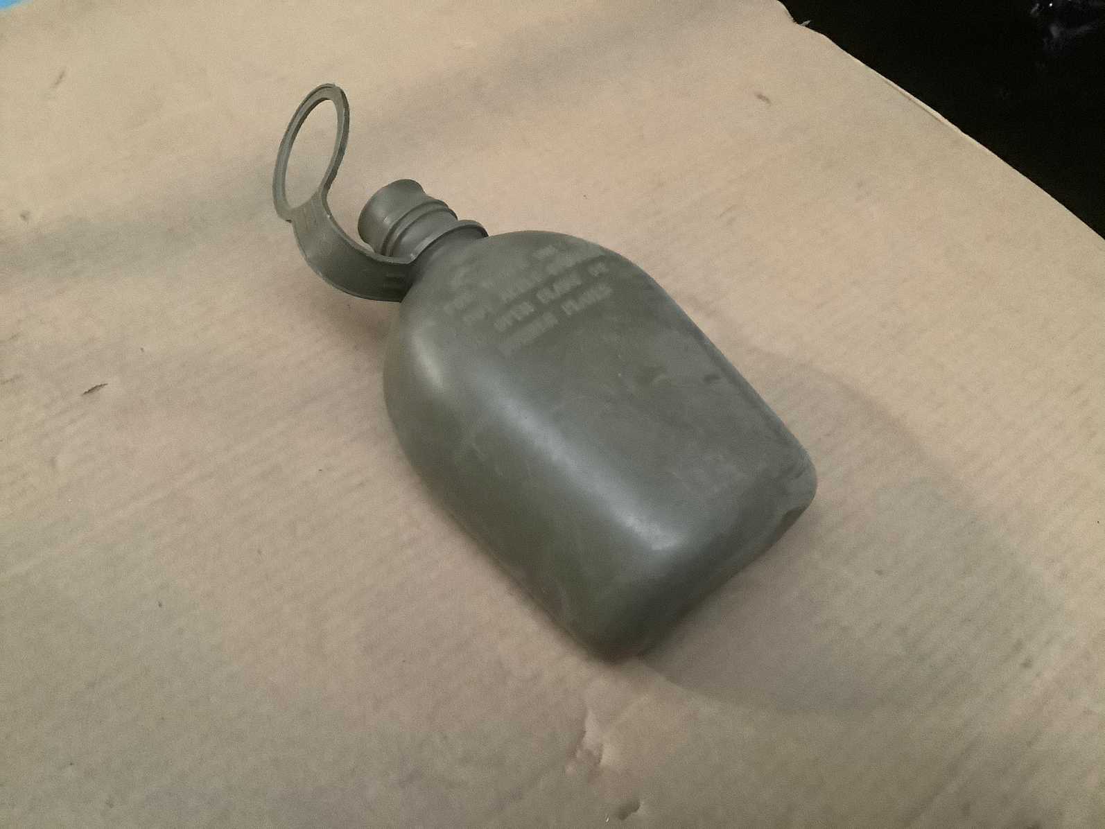 Water canteen (9x)