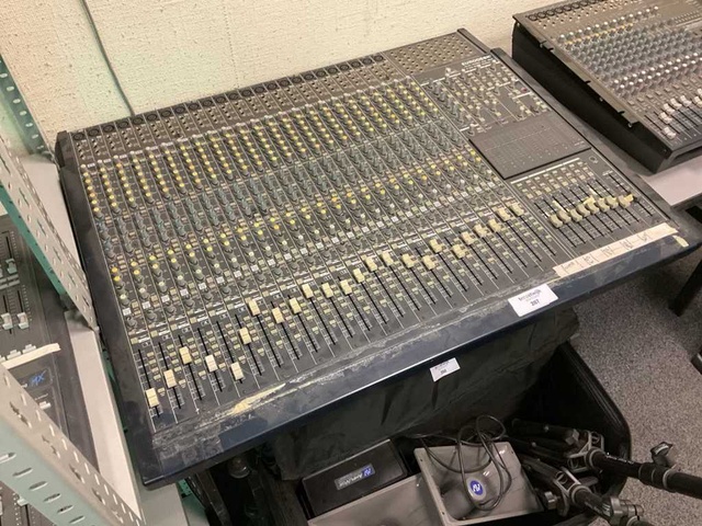 Eurodesk Mixing Console