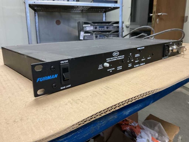 Furman PS-PRO E Series II power conditioner (2x)