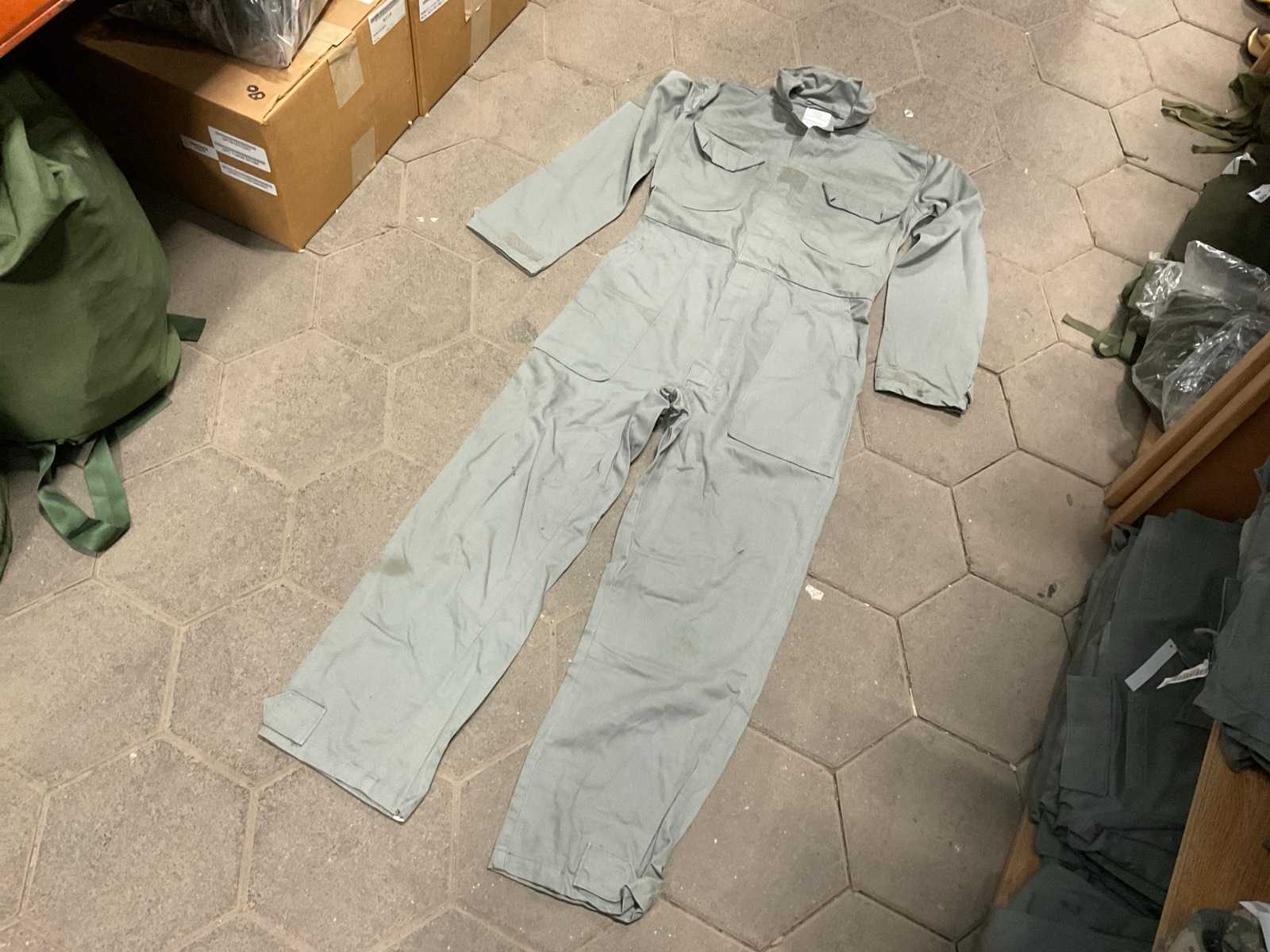 Utility coverall (5x)