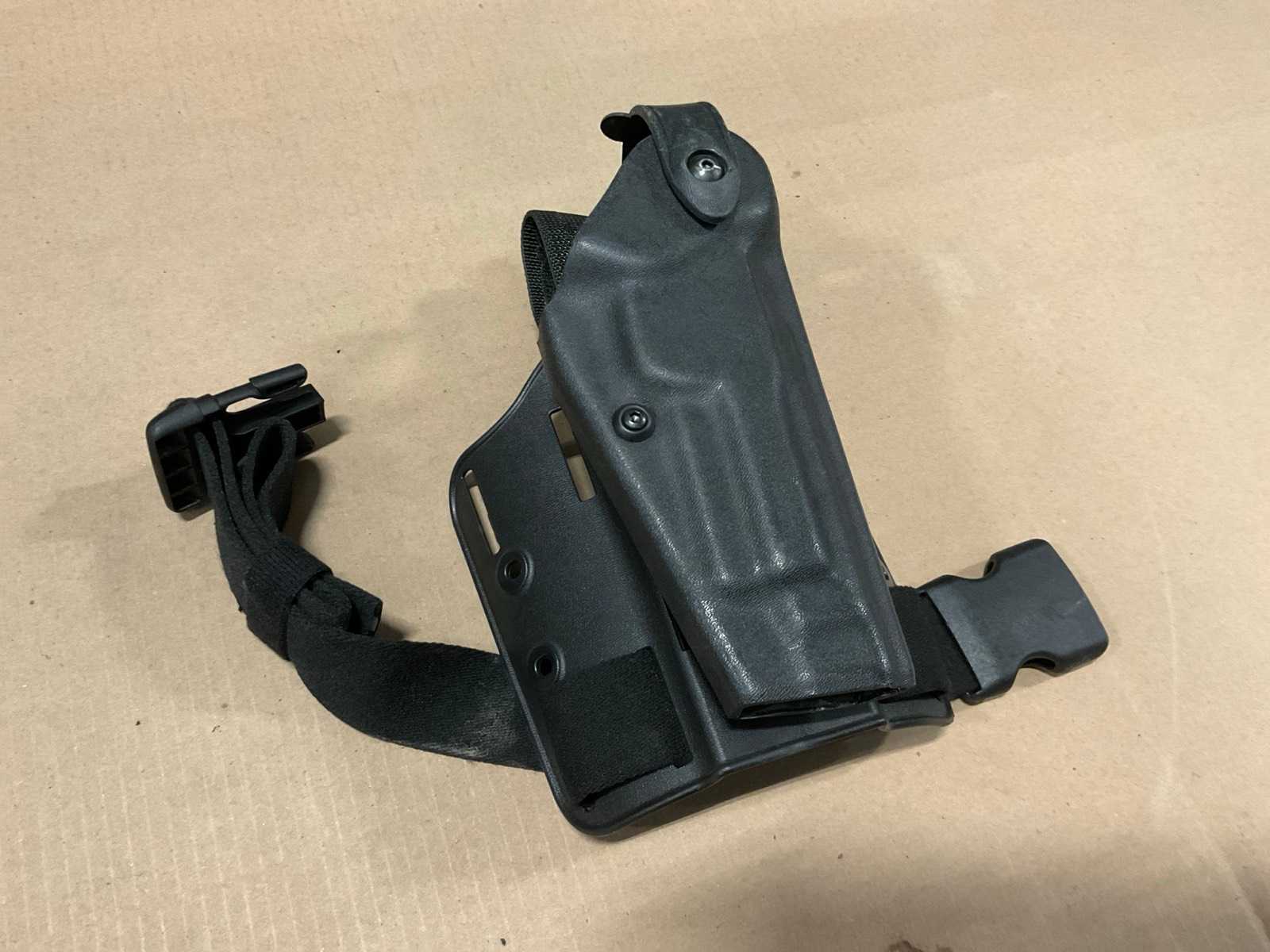 Safariland Holster (2x)