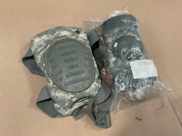 Knee and elbow pad set