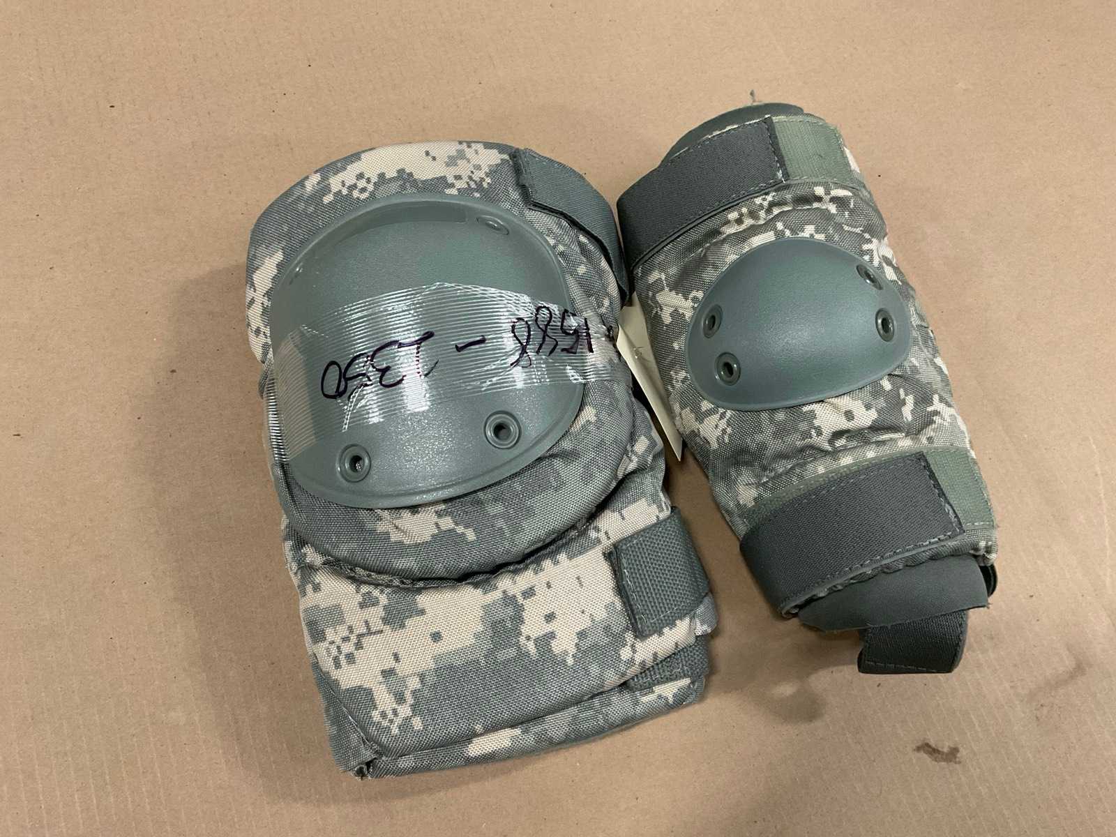 Knee and elbow pad set