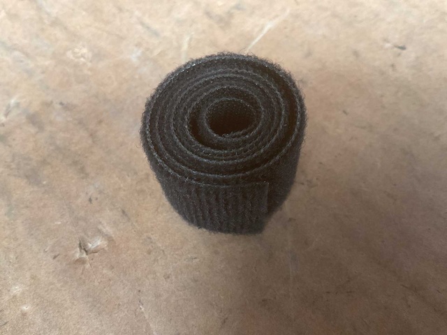 Box with Hook Fastener Tape (4x)