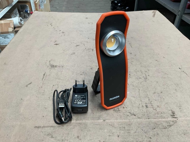Fluxon LB04CM Worklight