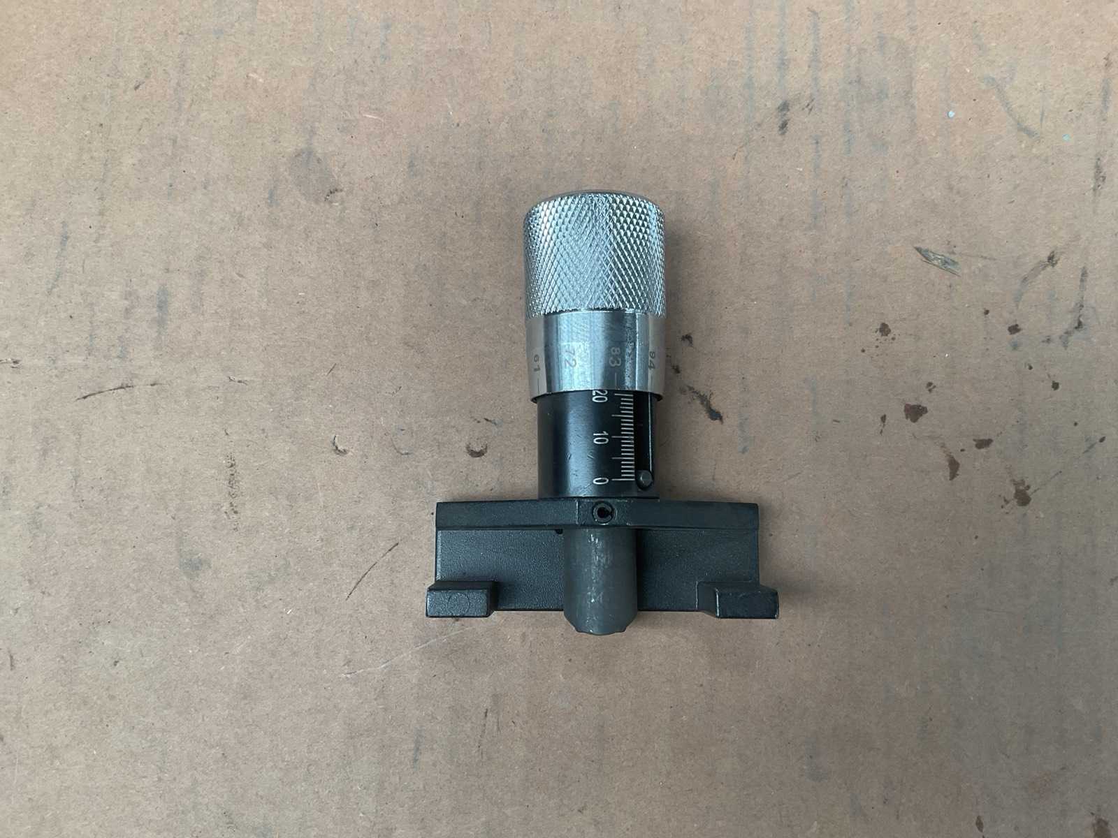 Universele riemspanningsmeter