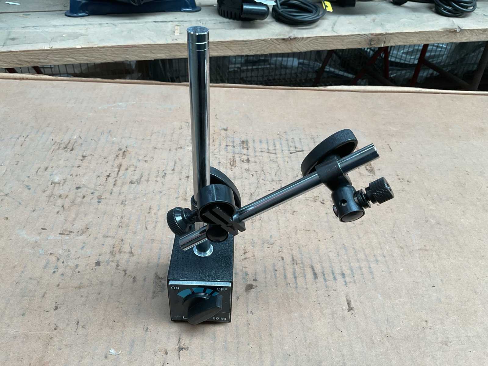 Limit Magnetic stand