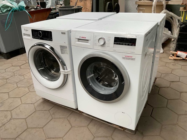 Wasmachines 1x Bosch, 1x Whirlpool, Wasdroger 1x Siemens, 1x Bosch (4x)