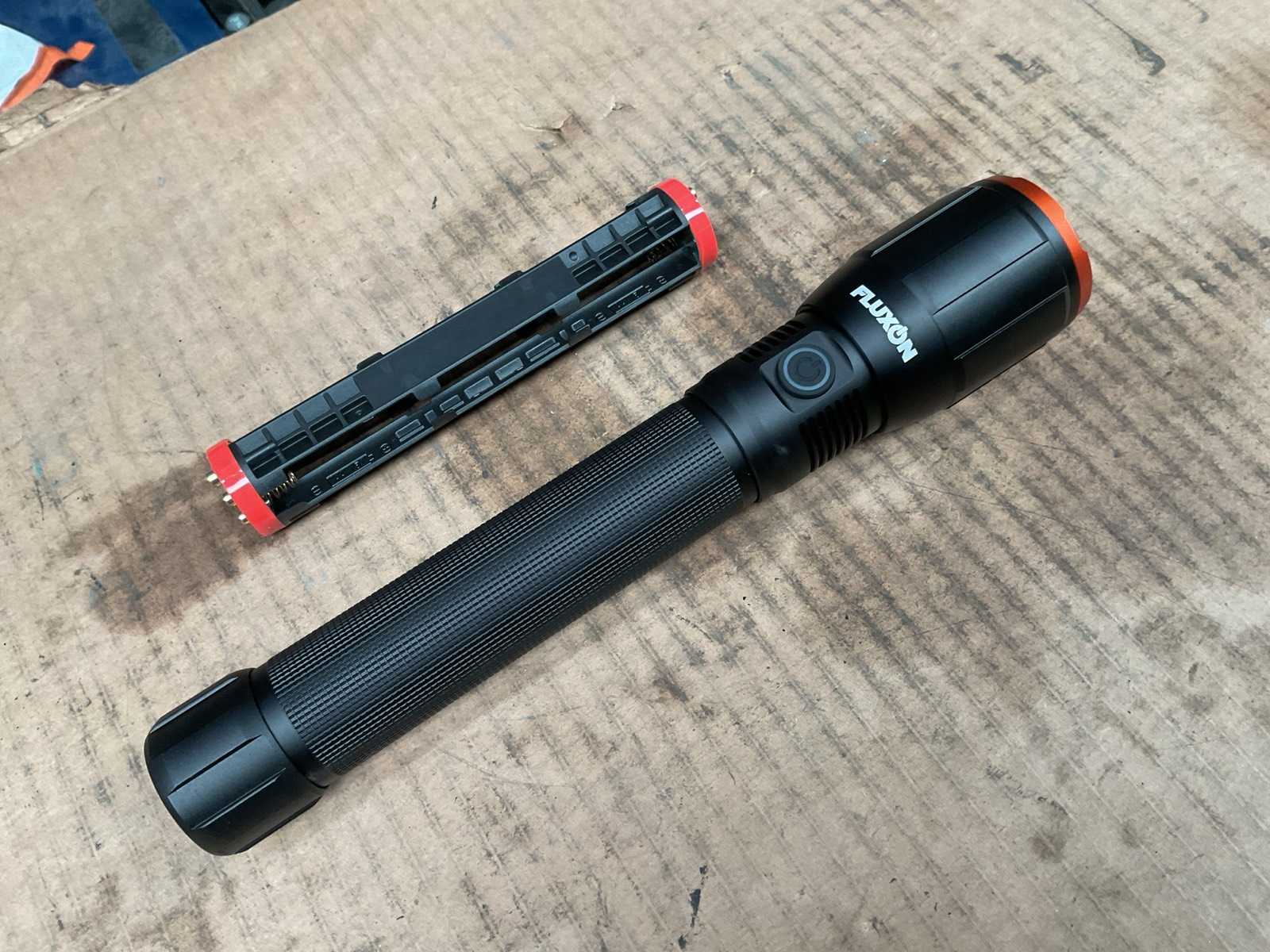 Fluxon FL50B Zaklamp